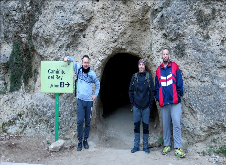 Dostop 2 - Predor za pešce in Gaitanejova pot