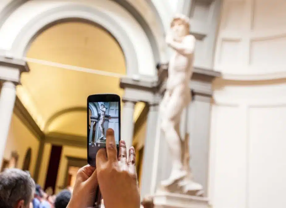 Facilities available at the Accademia Gallery