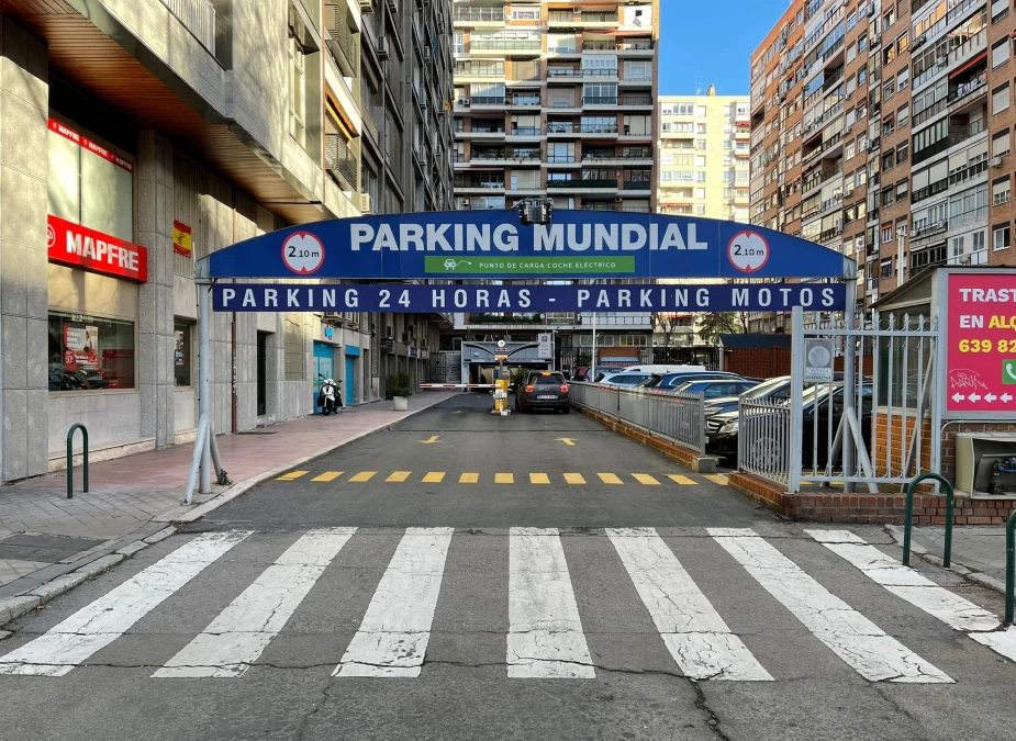 Nearby Public Parking Lots