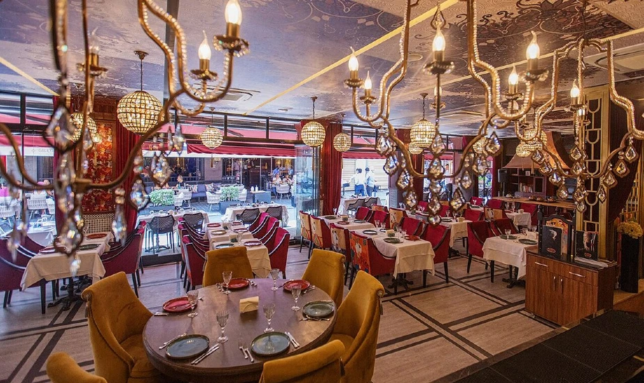 Deraliye Restaurant A Lavish Michelin Star Experience